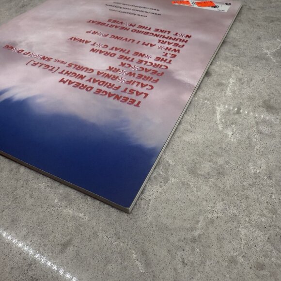 Katy Perry Teen Age Dream songbook for Piano Guitar Vocal by Alfred Music - Picture 7 of 7